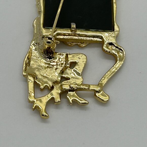 Vintage Gold-Tone Vanity Brooch With Lady At Dressing Table Mirror Design - Picture 6 of 13